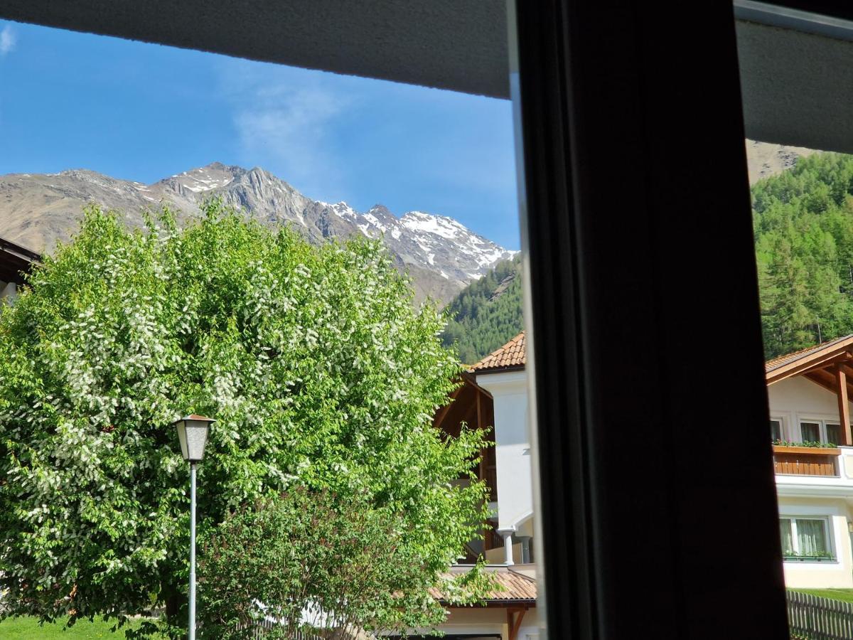Ferienwohnung Schnalstal " Die Schneiderei " Senale Esterno foto