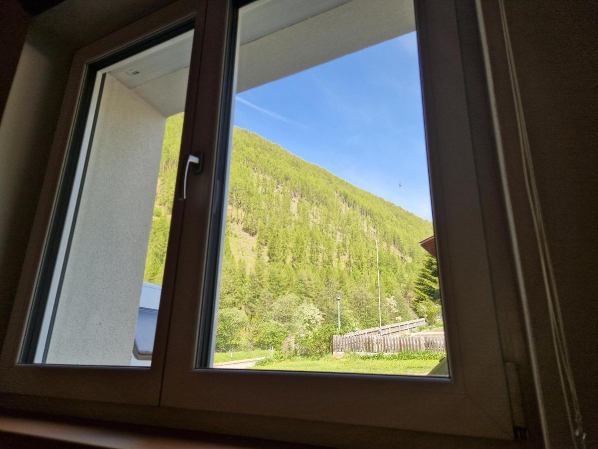 Ferienwohnung Schnalstal " Die Schneiderei " Senale Esterno foto
